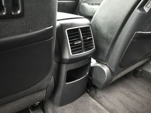 Used 2025 Kia Sportage EX image 36