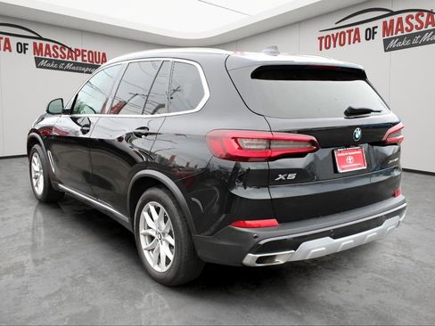 Used 2023 BMW X5 xDrive40i w/ Premium Package AWD/4WD image 3