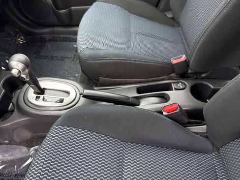 Used 2018 Nissan Versa Note SV image 20