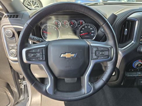 Used 2022 Chevrolet Silverado 1500 LT RWD image 14