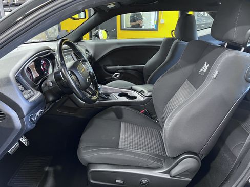 Used 2019 Dodge Challenger R/T Scat Pack w/ Widebody Package RWD image 13