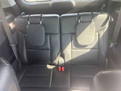 Used 2021 Ford Explorer XLT w/ Equipment Group 202A image 12