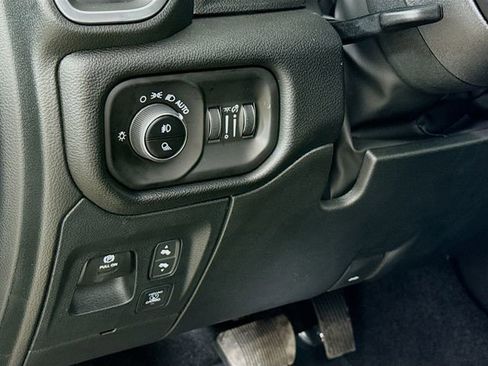 New 2026 RAM 1500 Big Horn AWD/4WD image 10