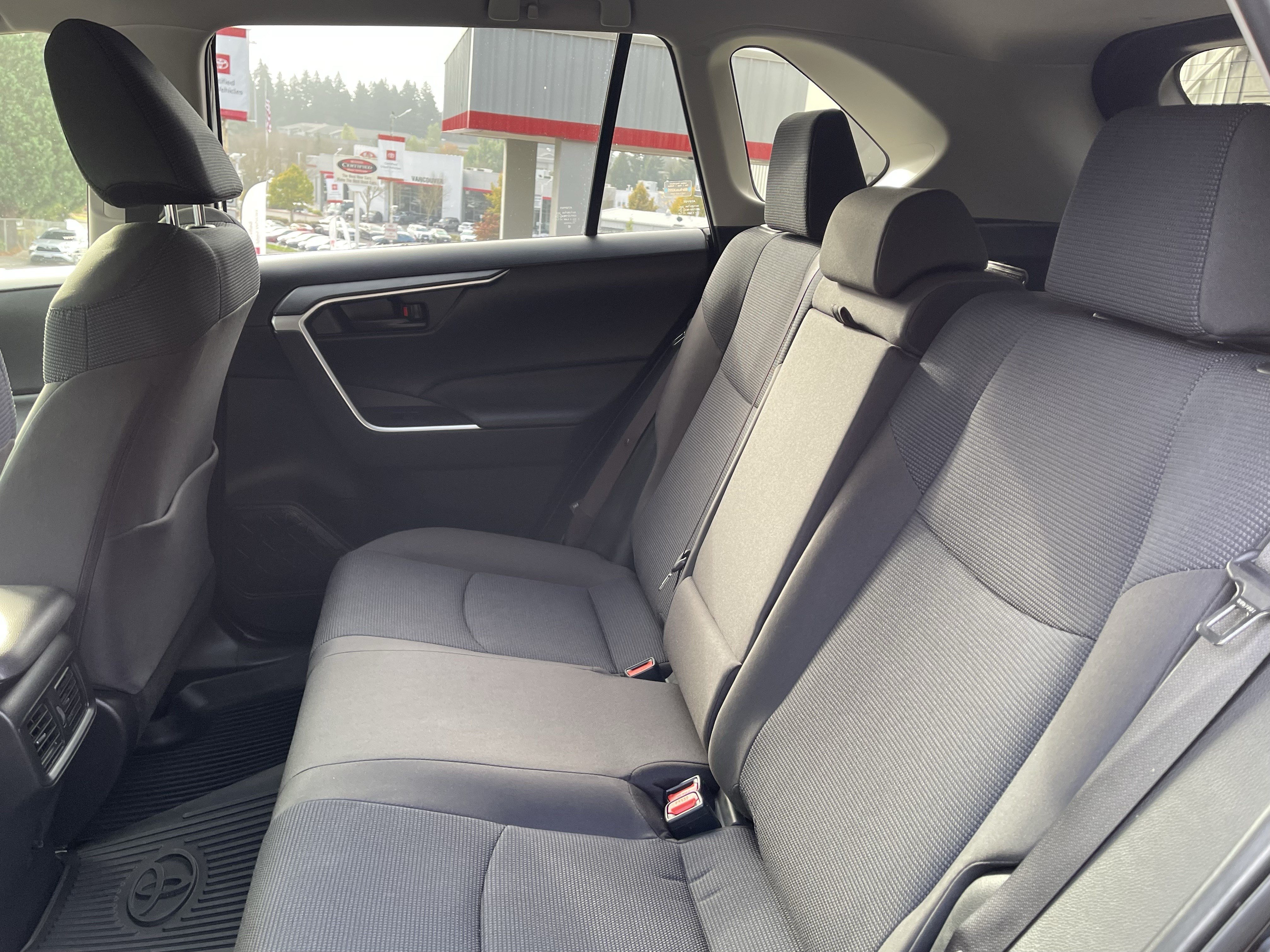 Certified 2023 Toyota RAV4 LE AWD/4WD image 14