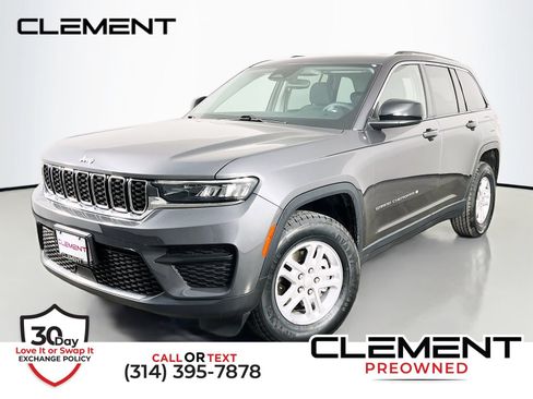 Used 2023 Jeep Grand Cherokee Laredo RWD image 1
