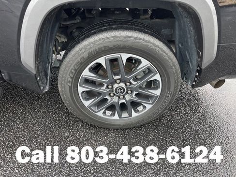Used 2023 Toyota Tundra Limited image 35