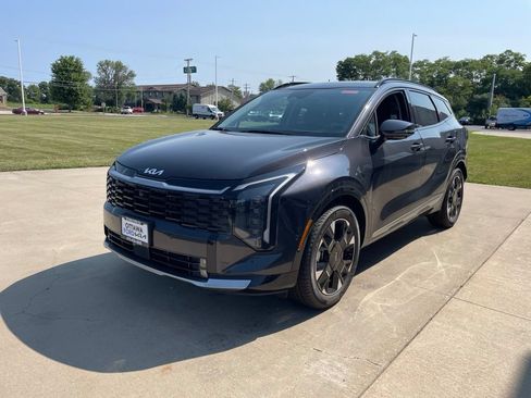 New 2026 Kia Sportage SX FWD image 2