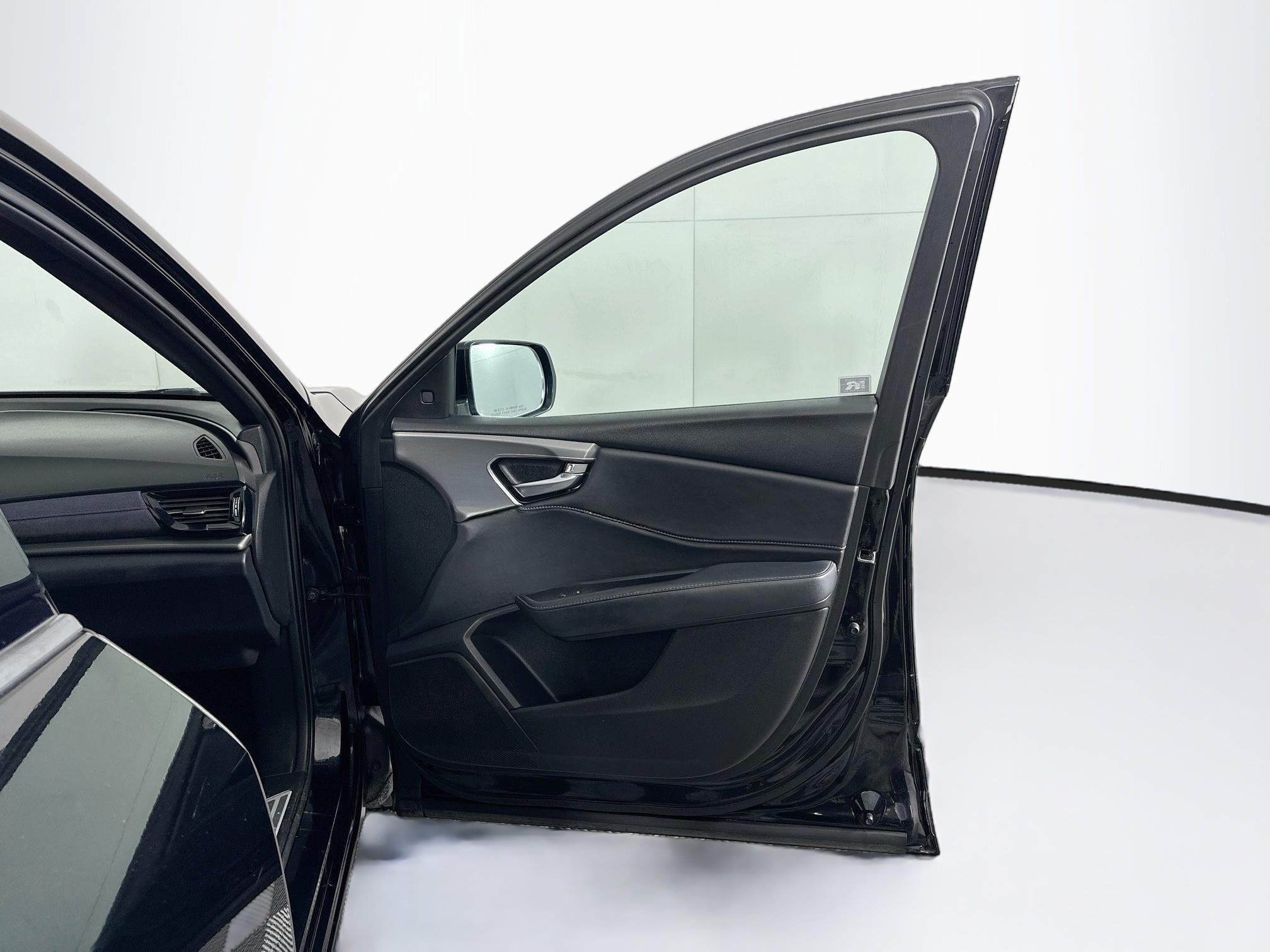 Used 2019 Acura RDX w/ Advance Package FWD image 34