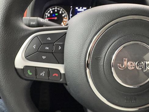 Used 2020 Jeep Renegade Sport image 27