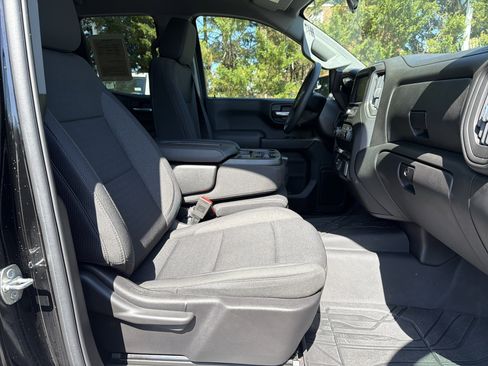 Used 2024 Chevrolet Silverado 1500 Custom image 30