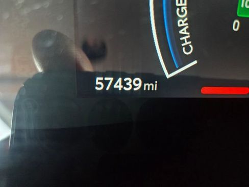 Used 2025 Toyota Camry SE image 14