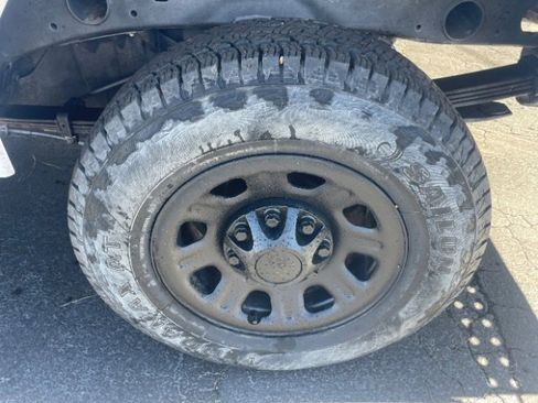 Used 2012 Chevrolet Silverado 2500 W/T image 16