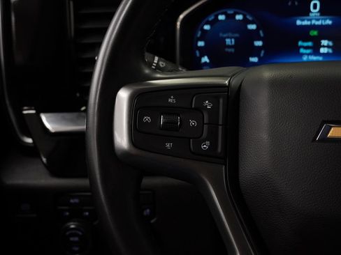 Used 2023 Chevrolet Silverado 1500 LT AWD/4WD image 26