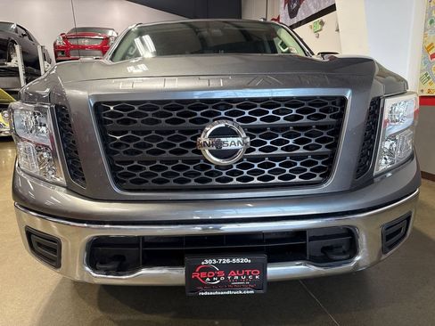 Used 2019 Nissan Titan SV AWD/4WD image 56