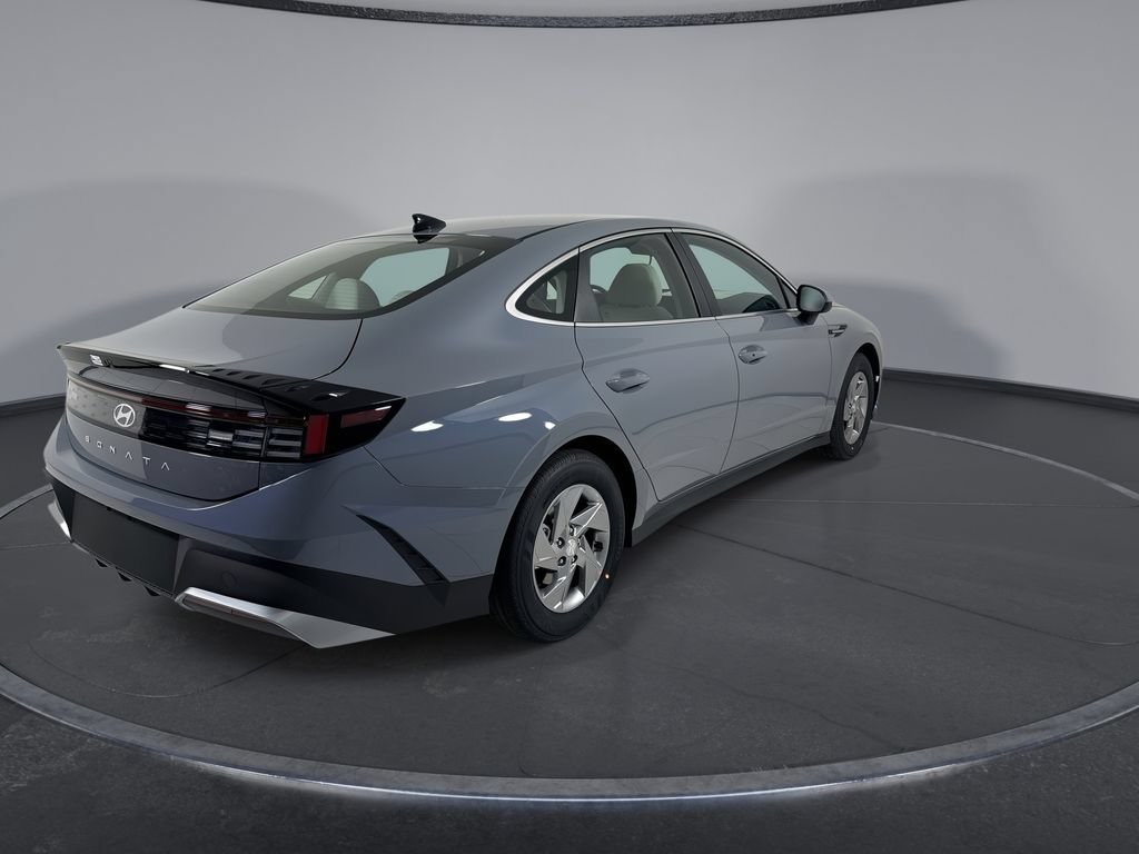 New 2026 Hyundai Sonata SE FWD image 8