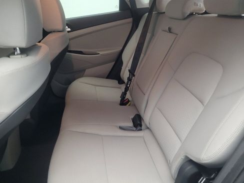 Used 2021 Hyundai Tucson SE w/ Cargo Package AWD/4WD image 18