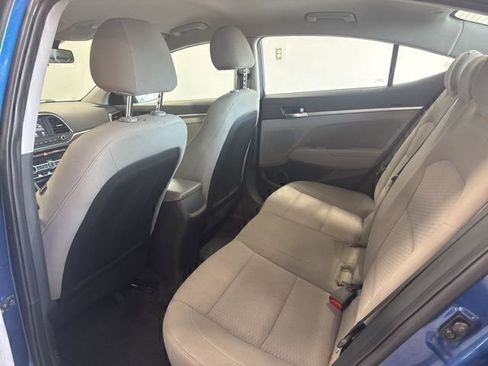 Used 2020 Hyundai Elantra SEL image 16