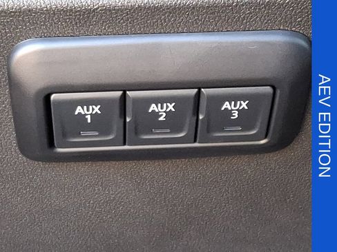 Used 2024 GMC Canyon AT4X w/ AT4X AEV Edition AWD/4WD image 30