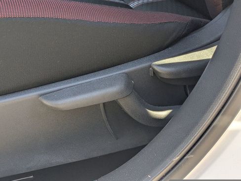 New 2025 Nissan Versa SR w/ Trunk Package FWD image 16