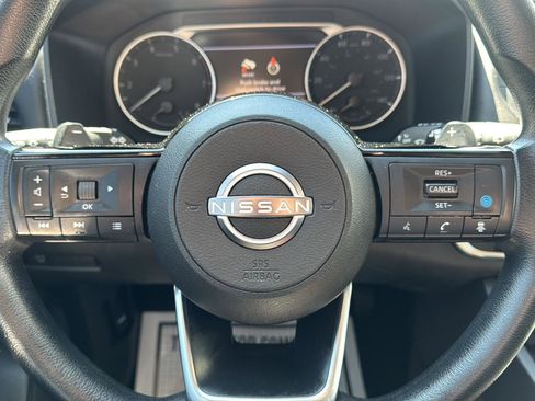 Used 2023 Nissan Rogue SV FWD image 12