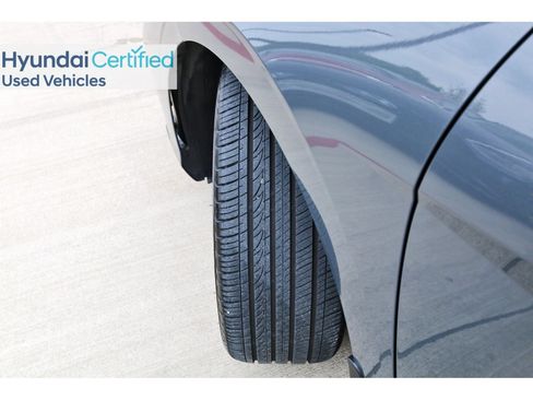 Certified 2025 Hyundai Elantra Sport FWD image 31