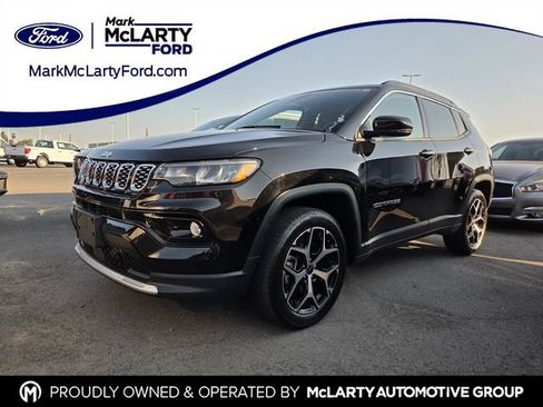 Used 2025 Jeep Compass Limited AWD/4WD image 1