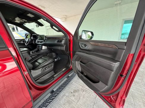 Used 2021 Chevrolet Tahoe Z71 AWD/4WD image 16