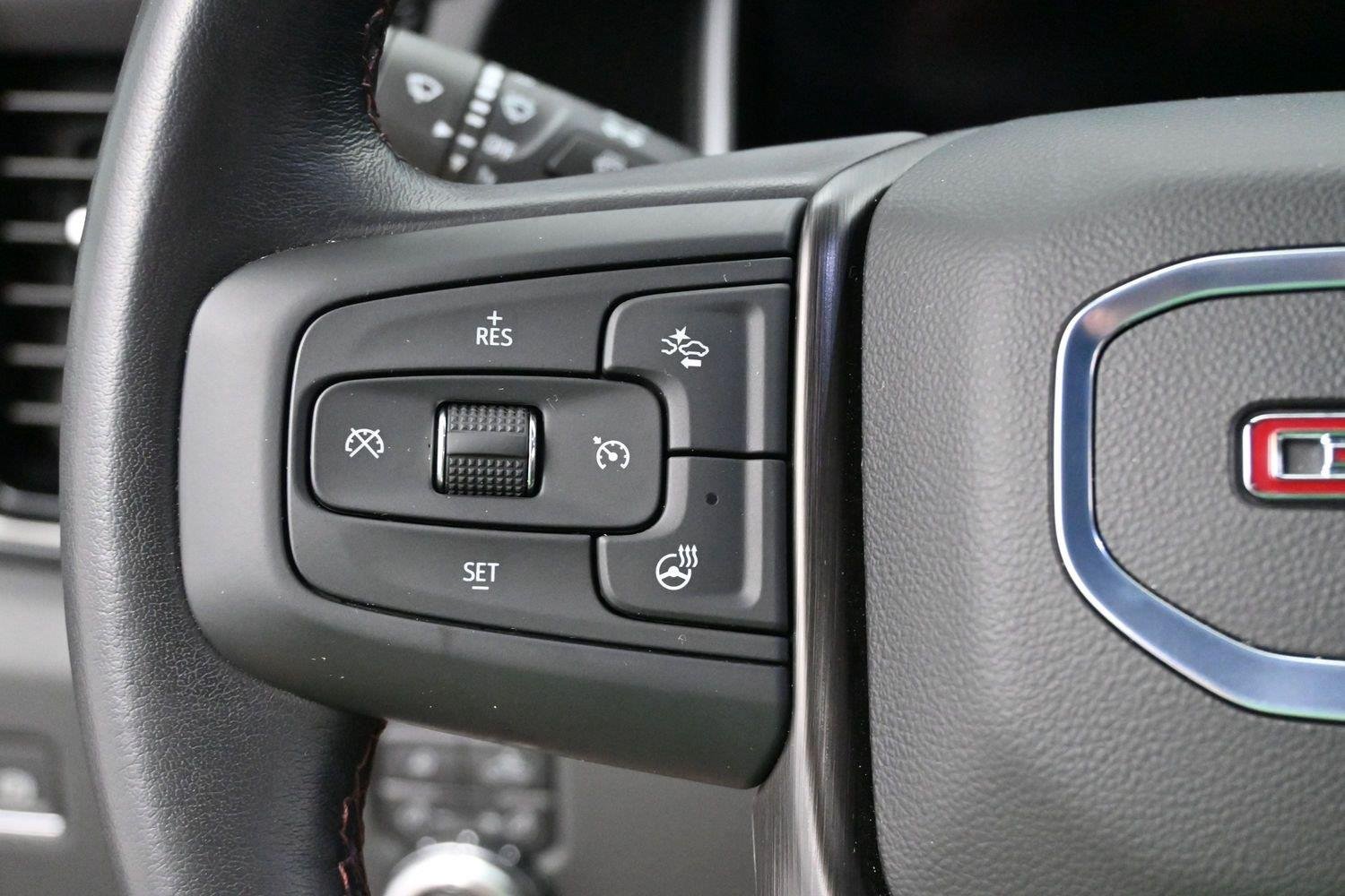 Used 2024 GMC Sierra 2500 AT4X AWD/4WD image 18
