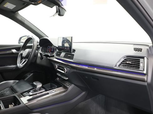 Used 2021 Audi SQ5 Prestige w/ Prestige Package AWD/4WD image 23