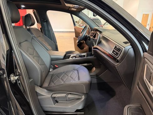 Used 2026 Volkswagen Atlas Cross Sport SE AWD/4WD image 38