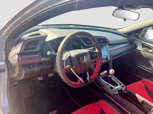 Used 2020 Honda Civic Type R image 9