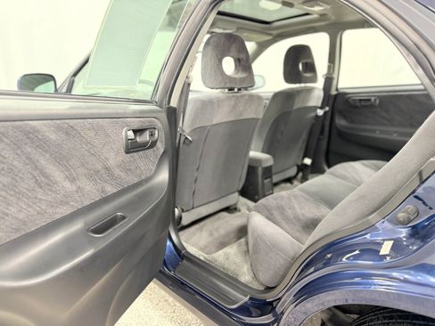 Used 1997 Acura Integra LS image 32