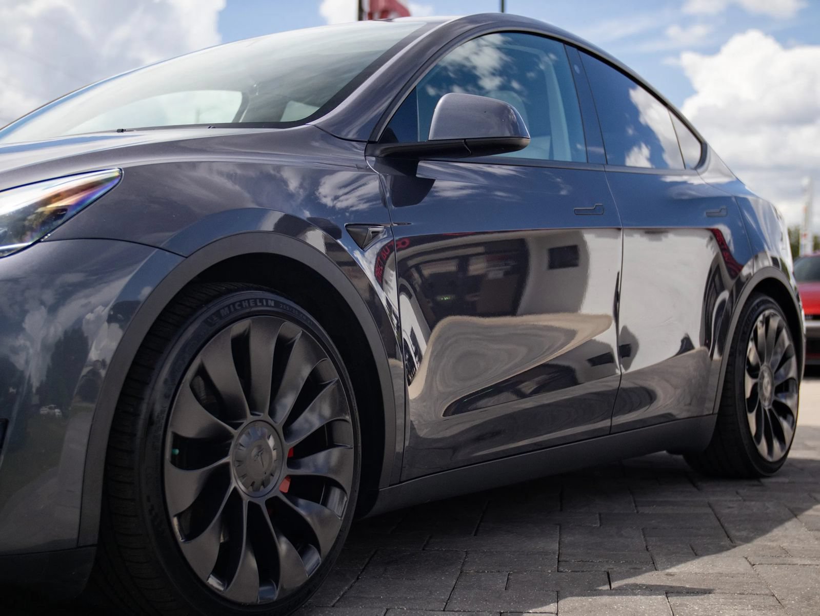 Used 2022 Tesla Model Y Performance AWD/4WD image 7