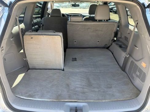 Used 2016 Toyota Highlander XLE FWD image 21
