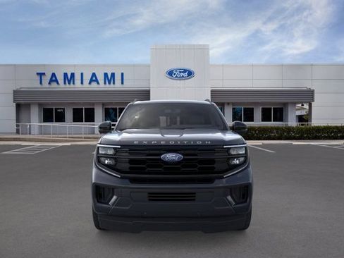 New 2026 Ford Expedition Active RWD image 6