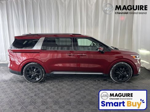 Used 2022 Kia Carnival SX Prestige FWD image 3