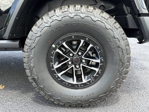 New 2026 Jeep Wrangler Unlimited Rubicon AWD/4WD image 18