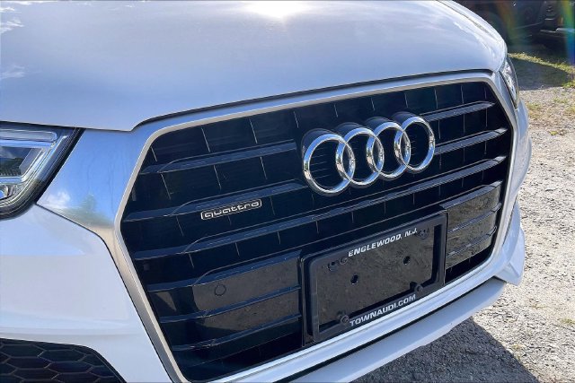 Used 2018 Audi Q3 2.0T Premium Plus w/ Premium Plus Package AWD/4WD image 30