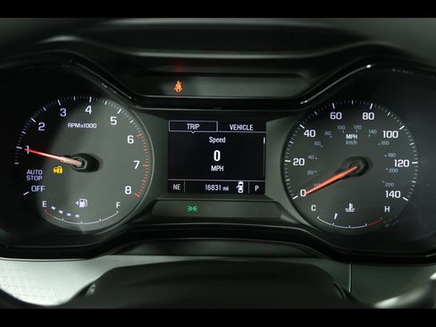 Used 2024 Chevrolet Trax LS w/ LS Convenience Package FWD image 22