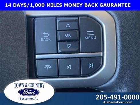 Certified 2024 Ford Expedition XLT image 17