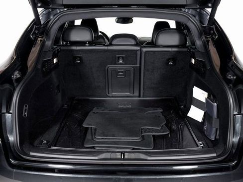 Used 2024 Maserati Levante Modena Ultima image 5