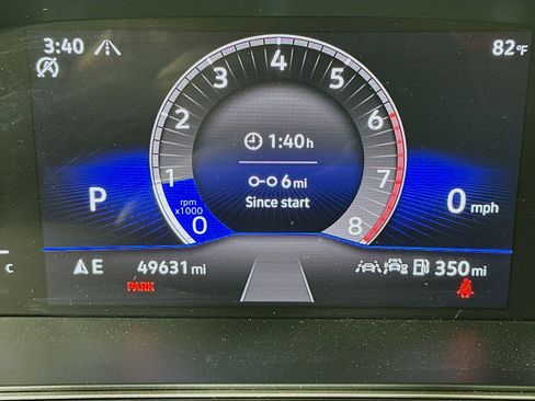 Used 2025 Volkswagen Jetta SE FWD image 19