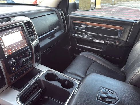 Used 2018 RAM 2500 Laramie image 9