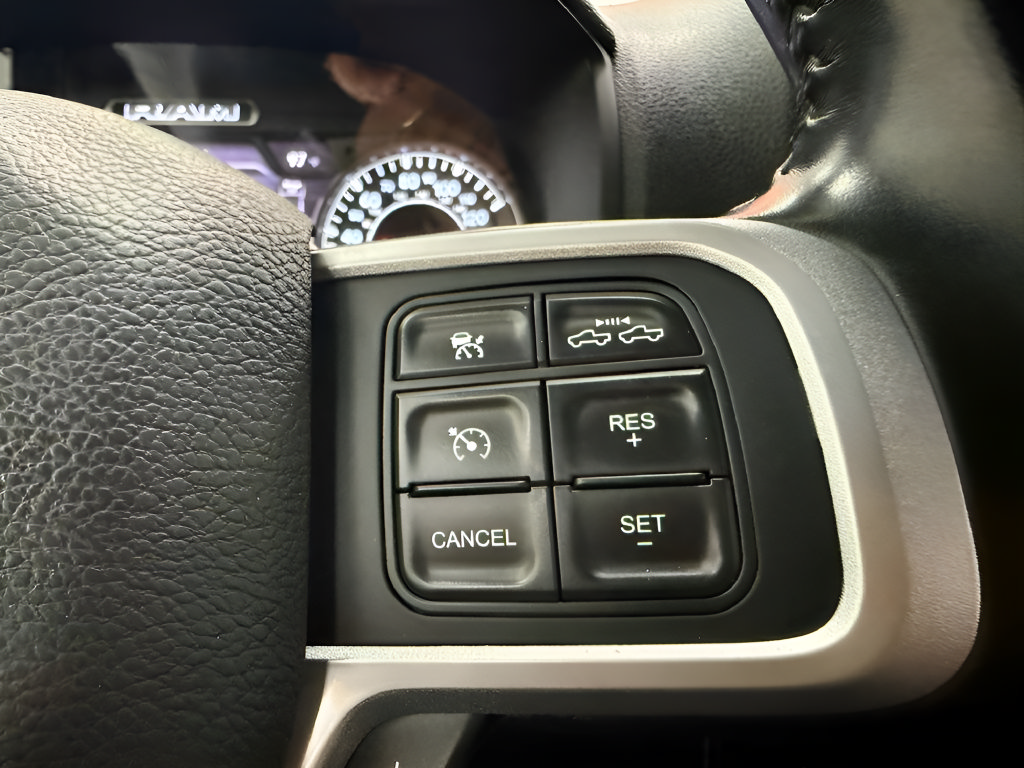 Used 2022 RAM 2500 Tradesman w/ Safety Group AWD/4WD image 20