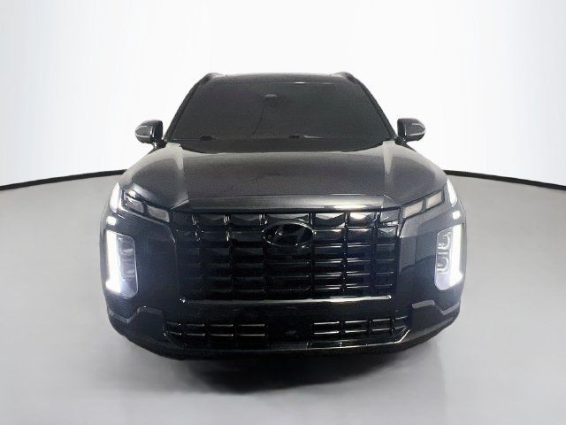 Used 2024 Hyundai Palisade Calligraphy AWD/4WD image 2