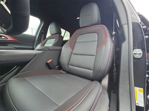 New 2026 Chevrolet Equinox EV RS image 24