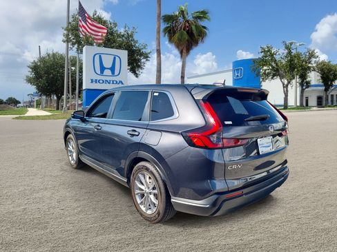 Used 2025 Honda CR-V EX image 5