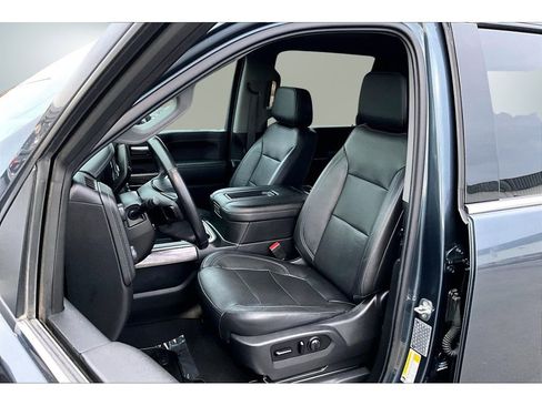 Used 2020 Chevrolet Silverado 3500 LTZ w/ LTZ Plus Package image 22