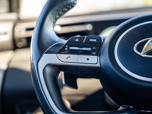 Used 2024 Hyundai Tucson Limited image 28