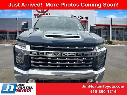 Used 2020 Chevrolet Silverado 2500 LTZ w/ LTZ Plus Package AWD/4WD image 4
